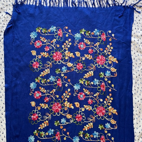 Mexican Embroidered Scarf - Picture 2 of 6